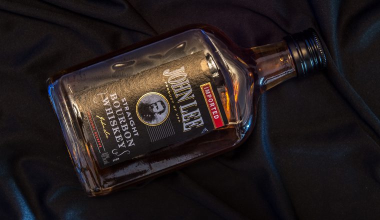 John Lee – Straight Bourbon Whiskey