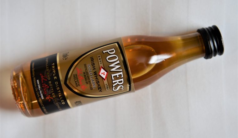 Powers Whiskey, «Gold Label»